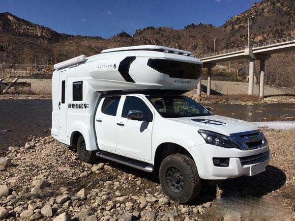 成都房車租賃給你越野房車